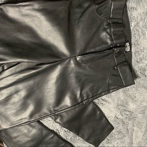 Zara black faux leather pants sz xs